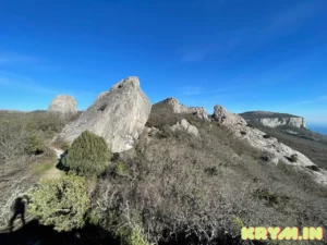 Храм Солнца на горе Ильяс-Кая в Крыму, фото