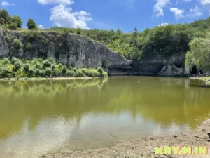 Коба-Чаир в селе Родное, фото
